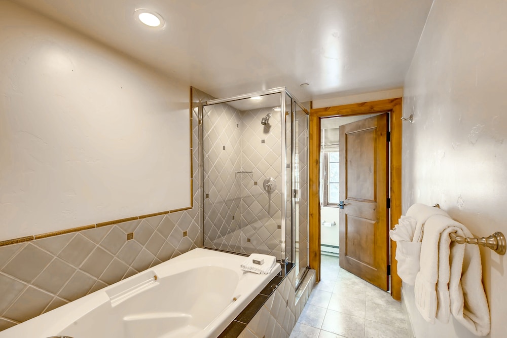 Gravity Haus Vail - photo 56