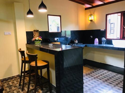 Hansa Villa — 4-Star Luxury Hotel in Hikkaduwa, Sri Lanka