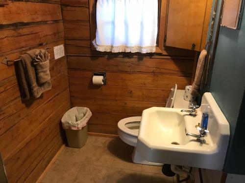 Grandview Cabins & RV Resort - photo 25