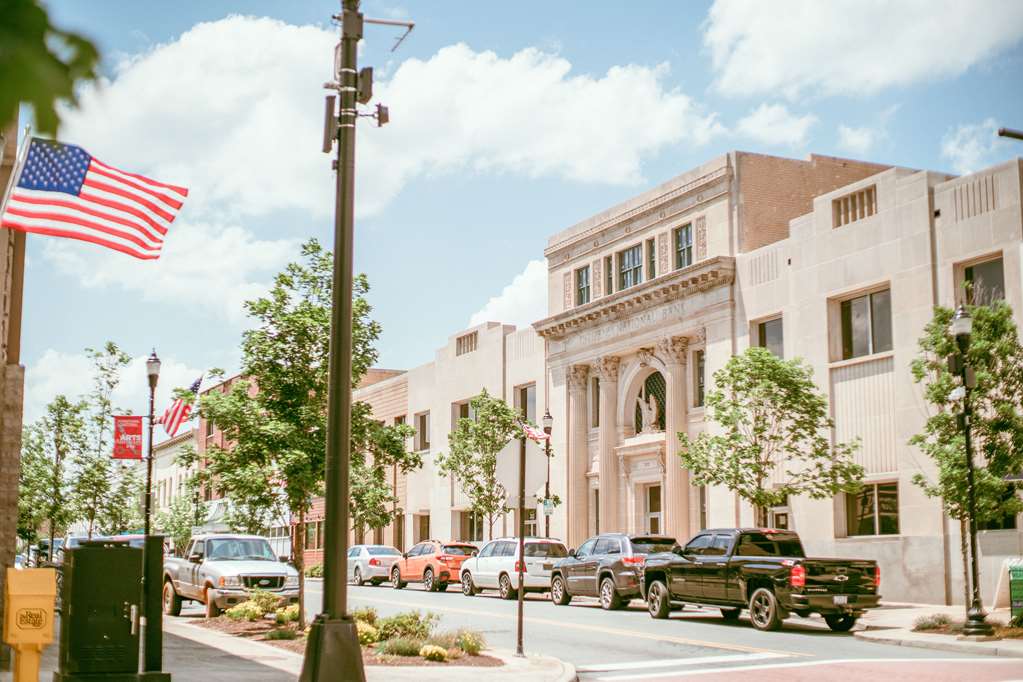 The Esquire Hotel Downtown Gastonia an Ascend Collection Hotel - photo 33
