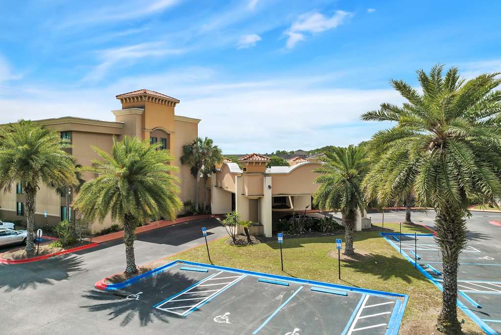 Ramada by Wyndham Jacksonville I 95 by Butler Blvd - photo 4