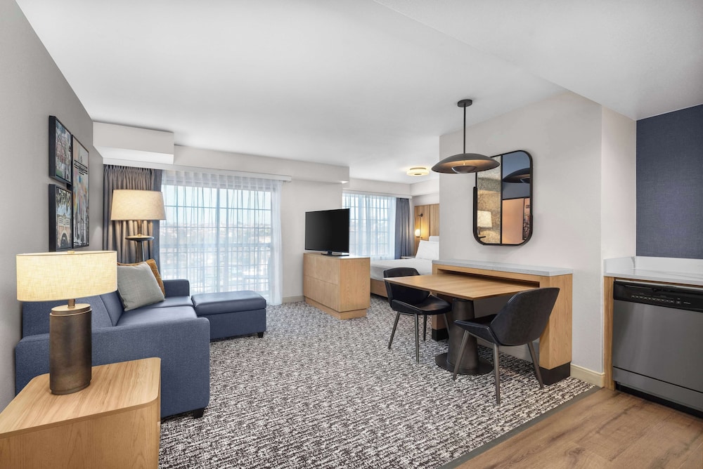 Homewood Suites by Hilton San Diego Airport Liberty Station - photo 24