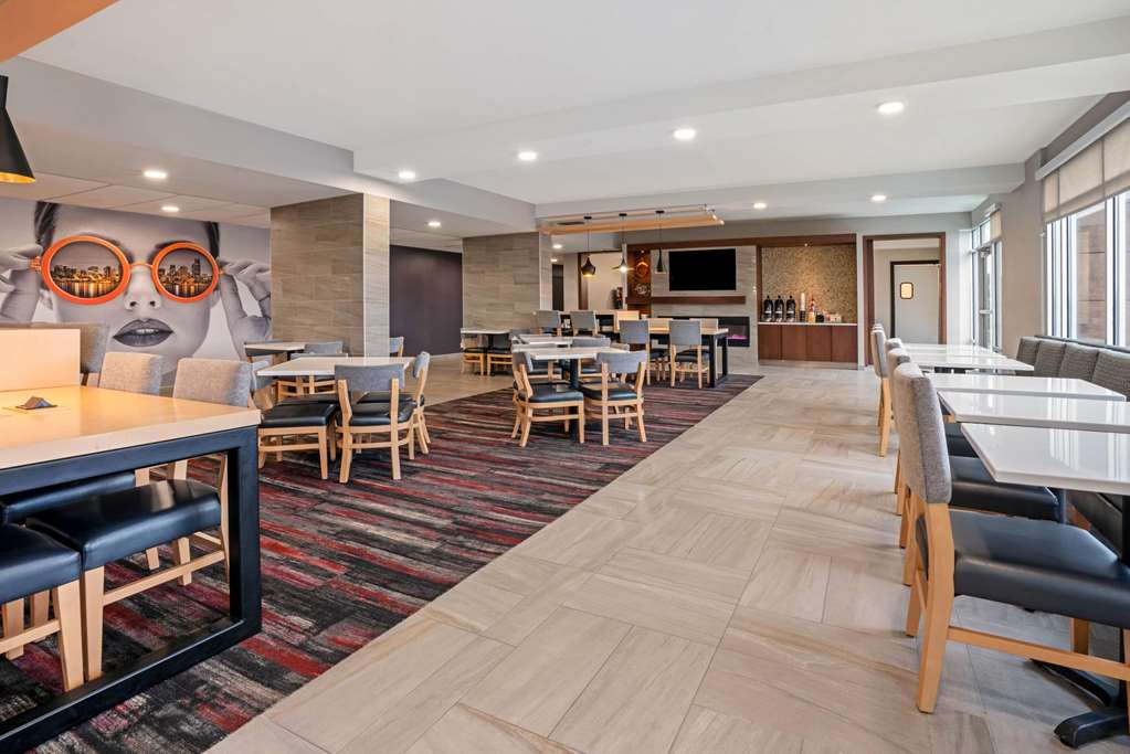 La Quinta Inn & Suites by Wyndham Seattle Federal Way - photo 29