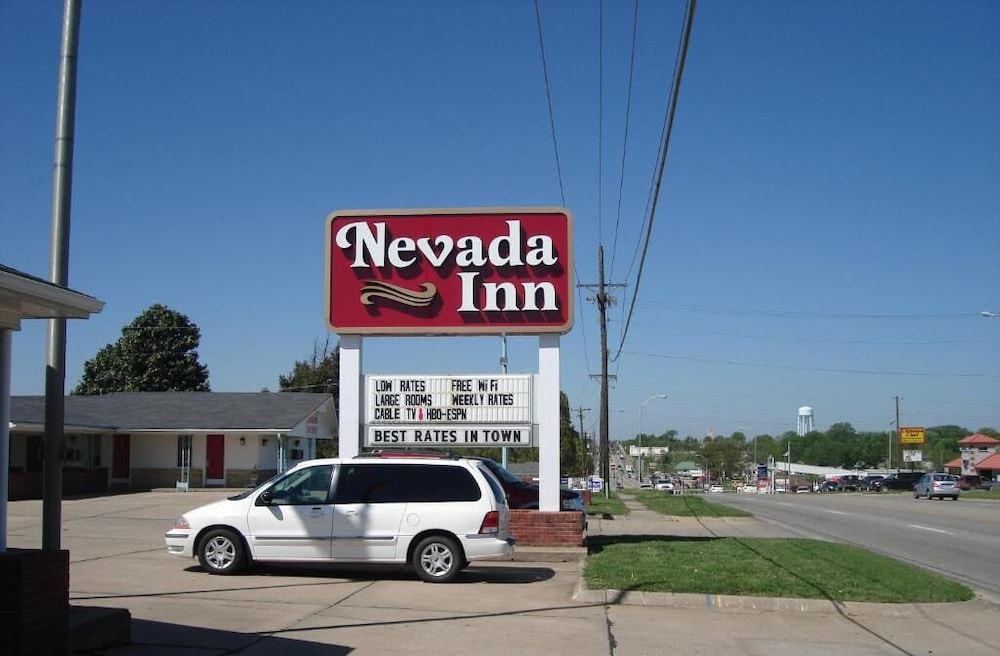 Nevada Inn - photo 37