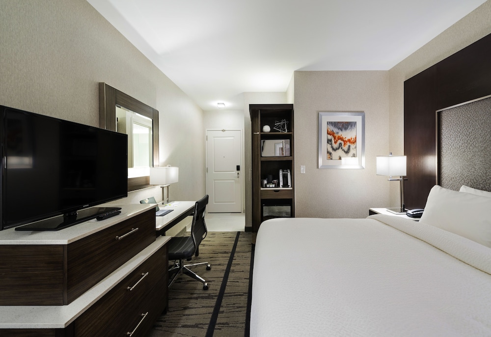Fairfield Inn & Suites Boston Cambridge - photo 9