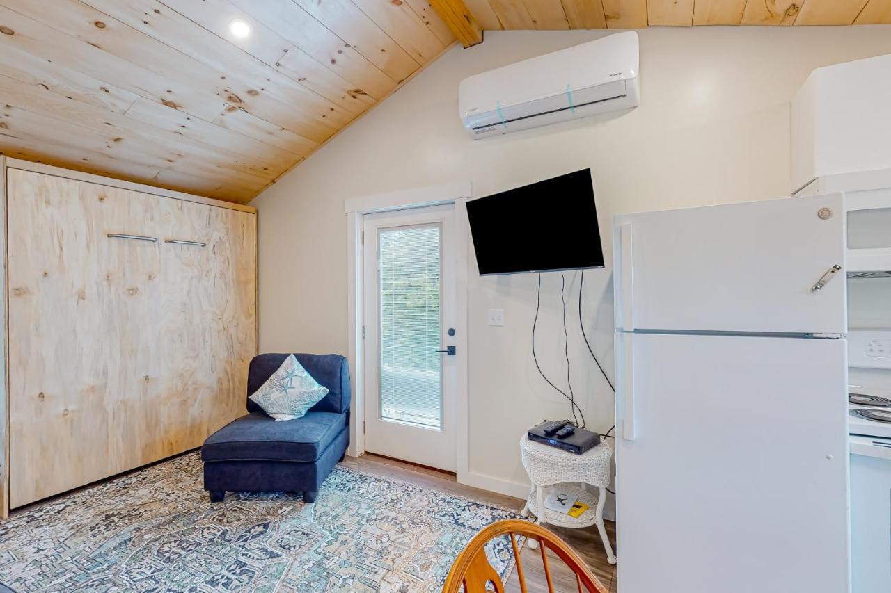 Shorebreeze Inn - photo 6