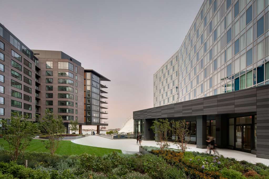Hyatt Place Boston Seaport District - photo 34