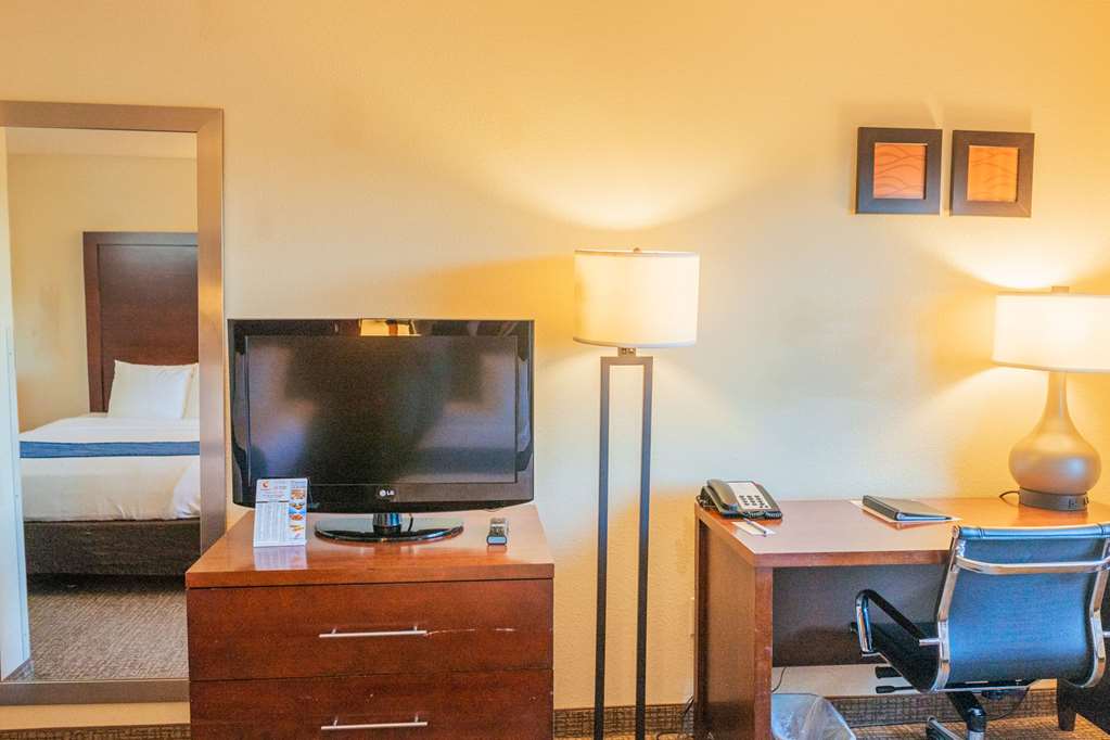 Comfort Inn North Air Force Academy Area - photo 7