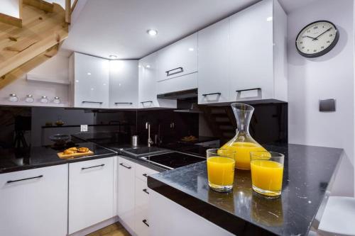 Cozy Stay Apartment Kazimierz — 4-Star Luxury Hotel in Krakow, Poland