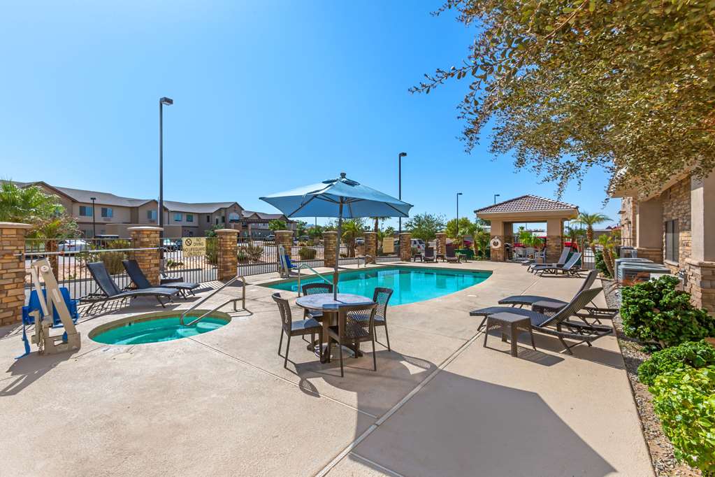 Comfort Inn & Suites Yuma I 8 - photo 27