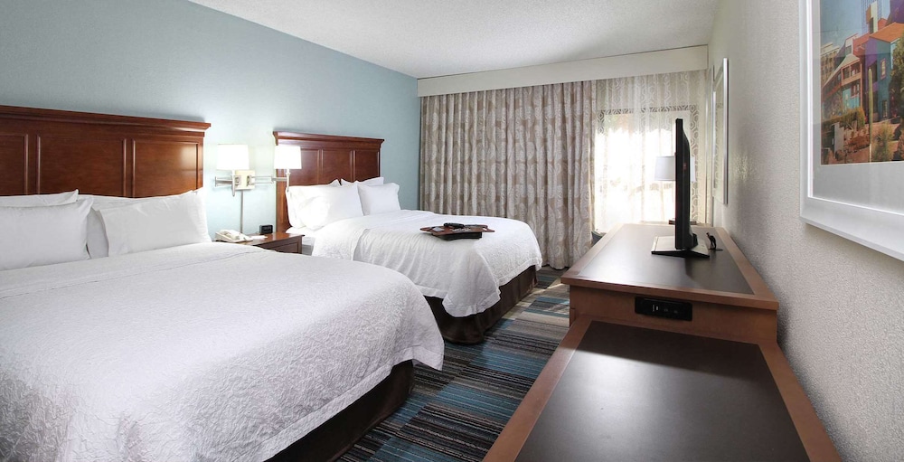 Hampton Inn Tucson Airport - photo 21