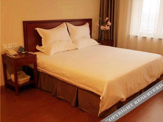 GreenTree Inn Manzhouli Er’dao street Express Hotel in Manzhouli, People's Republic of China