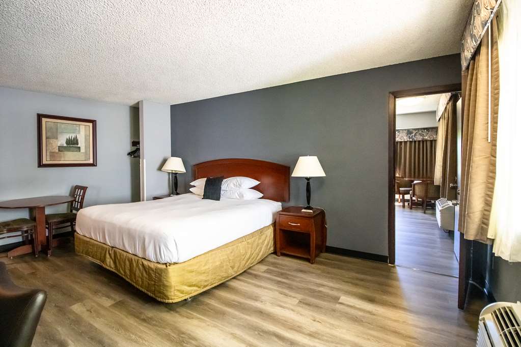 Red Lion Inn & Suites Vancouver - photo 19