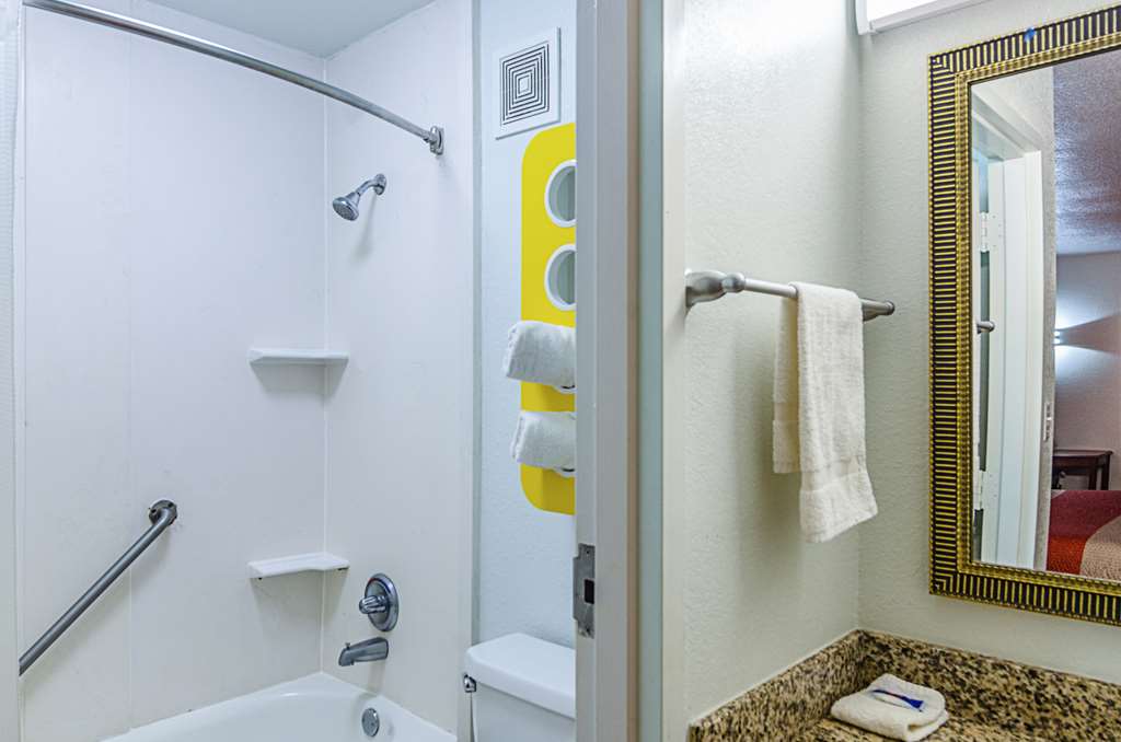 Motel6 Troy AL - photo 21