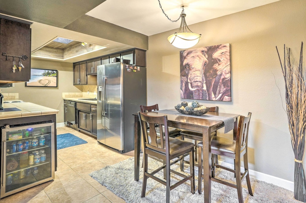 Peoria Oasis with Resort Amenities 2 Mi To Downtown - photo 7