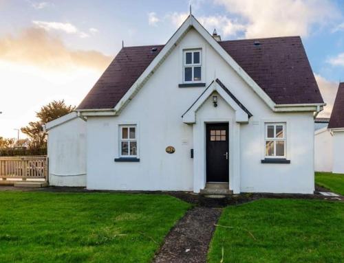 Sunny Cottage — 4-Star Luxury Hotel in Loch Garman, Republic of Ireland