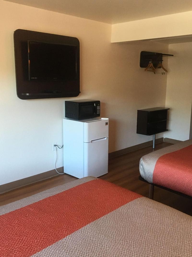 Motel6 Bremerton WA - photo 6