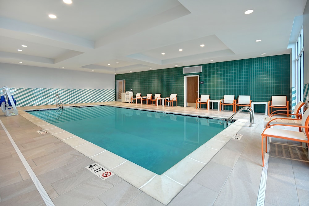 Holiday Inn Erie by IHG - photo 26