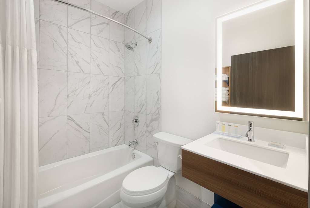Microtel Inn & Suites by Wyndham Amarillo West - photo 17