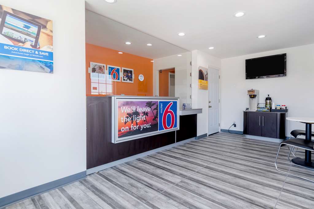 Motel6 Barstow CA Route 66 - photo 25