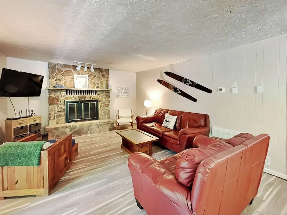 An Apple Away in Oakland, United States