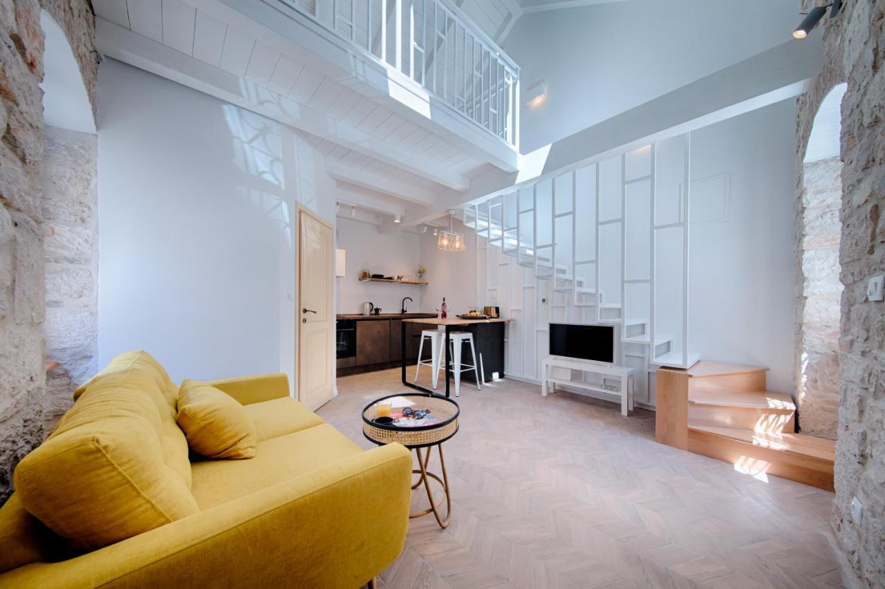 Studio Apartment Vicencina — 4-Star Luxury Hotel in Vis, Croatia