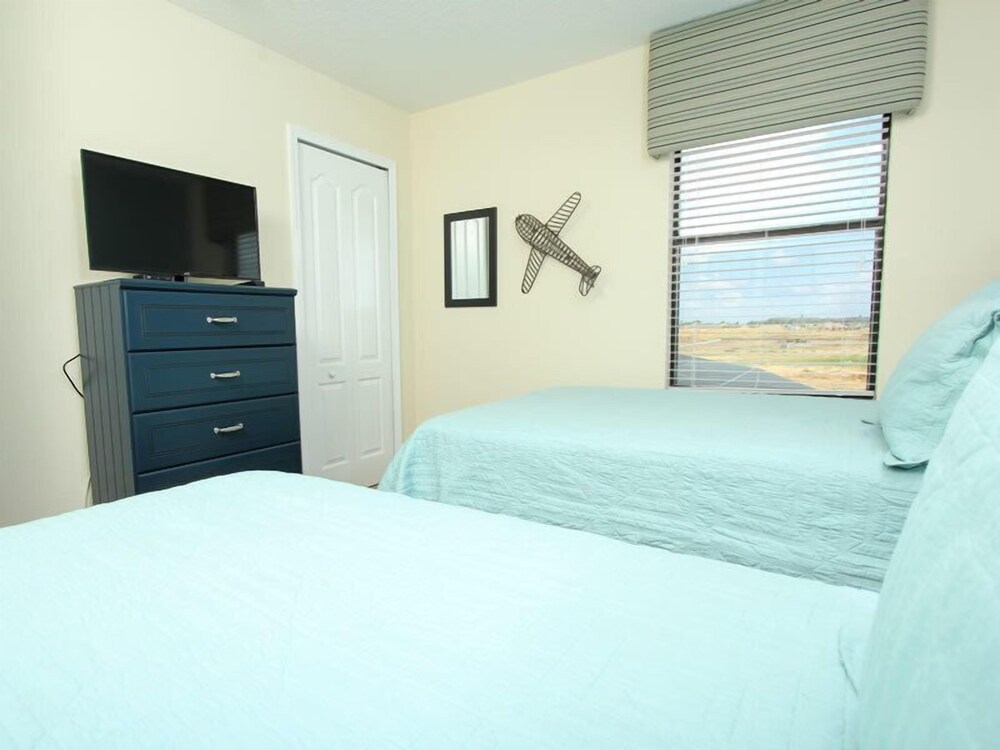 Ov2558 Champions Gate Resort 5 Bed 4.5 Baths Villa - photo 8