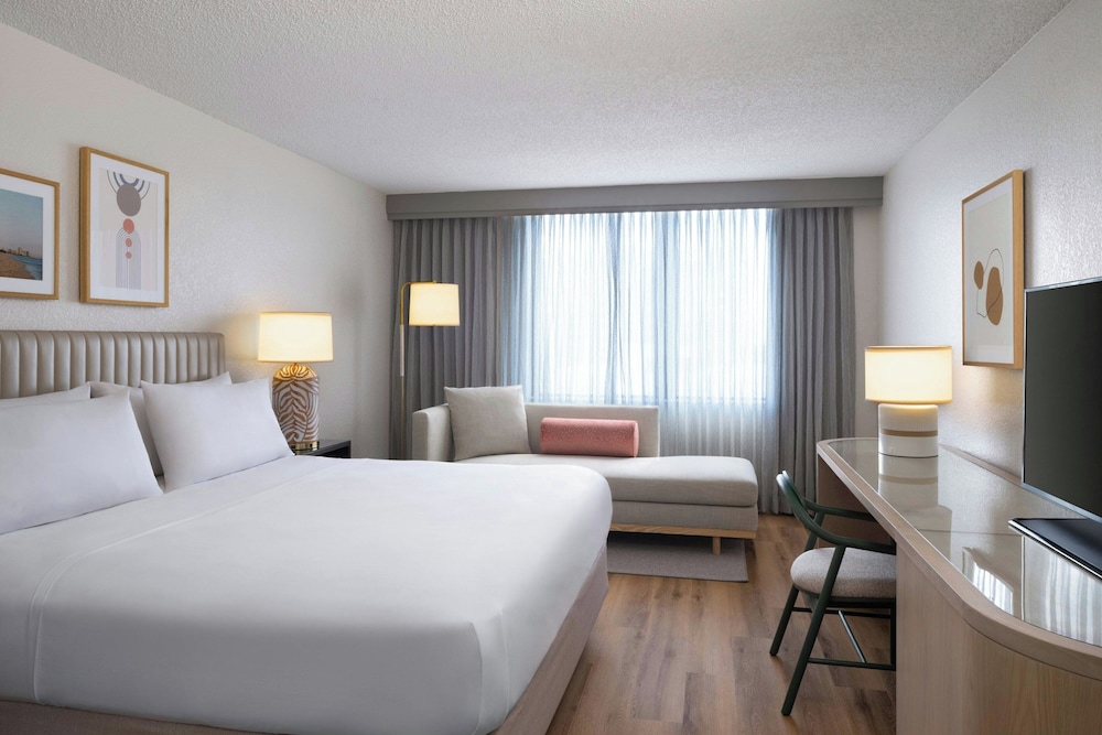 Renaissance Fort Lauderdale Marina Hotel - photo 15