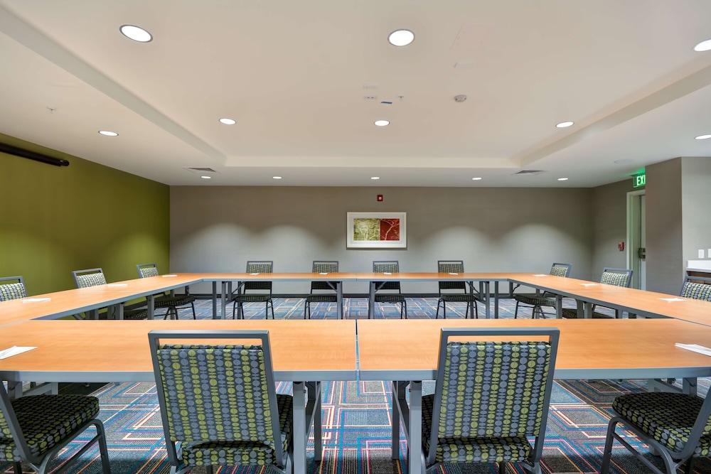 Home2 Suites by Hilton Livermore - photo 34