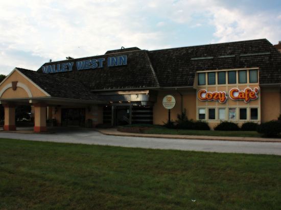 Valley West Inn - photo 2