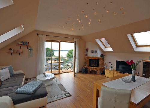 Ferienwohnung Lange mit Balkon ab 7 Jahren — 4-Star Luxury Hotel in Sellin, Germany