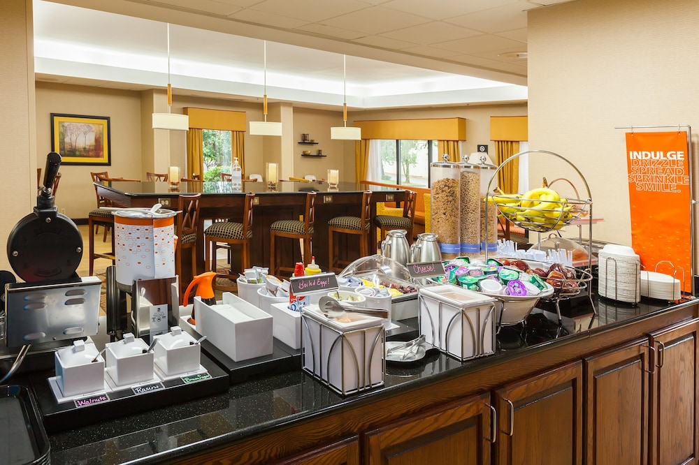 Hampton Inn Raleigh Garner - photo 33