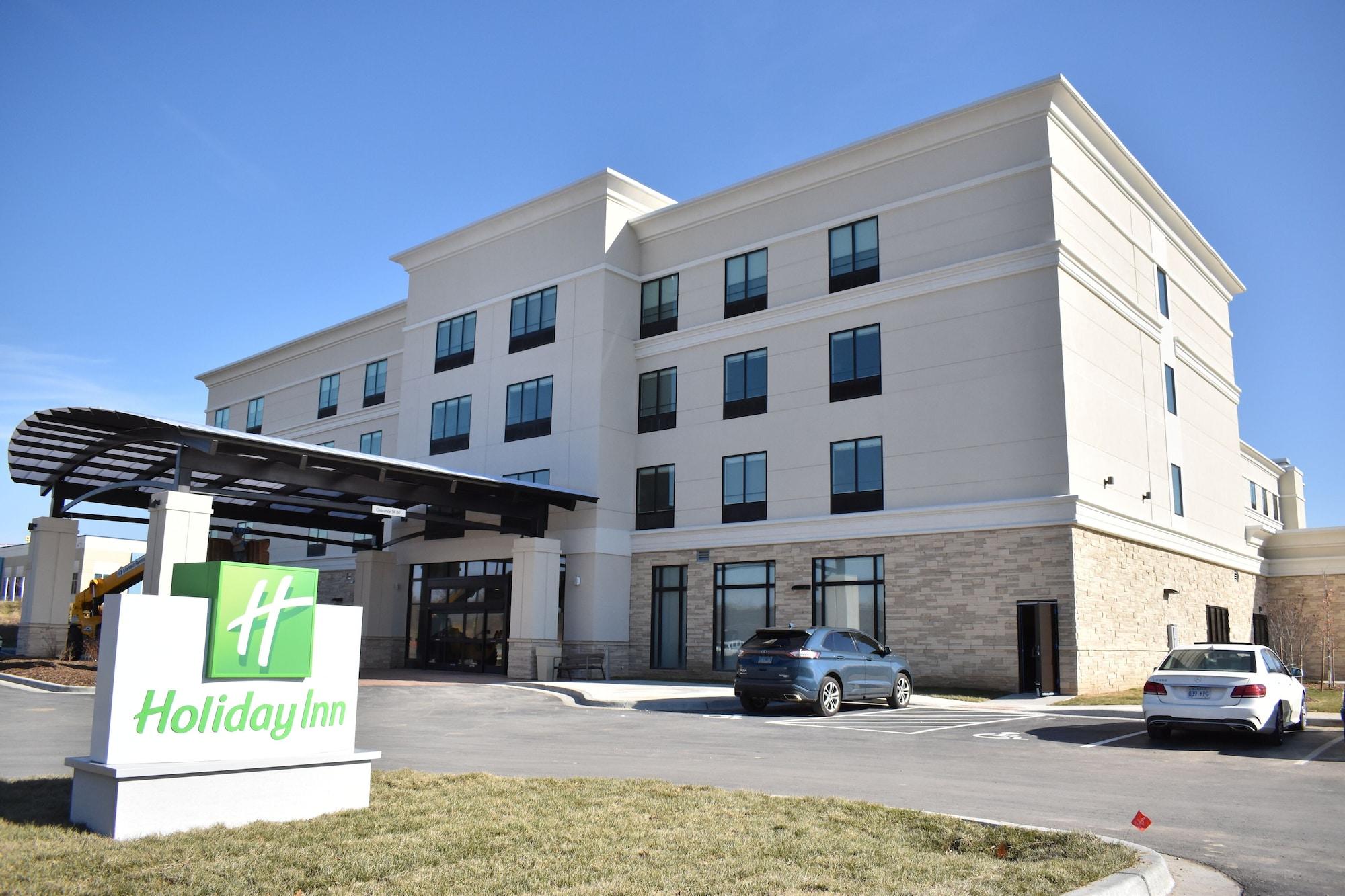 Holiday Inn Kansas City Northeast by IHG - photo 7