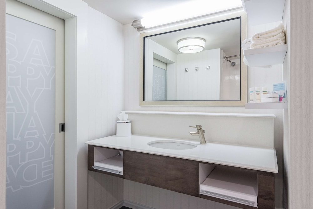 Hampton Inn & Suites Florence Center - photo 27