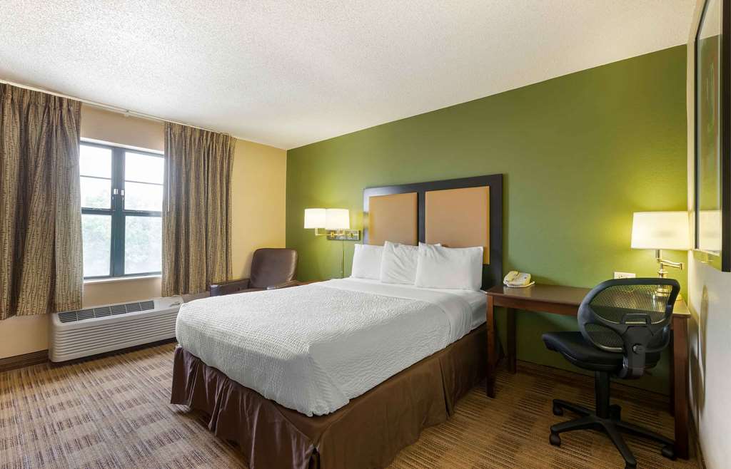 Extended Stay America Select Suites Des Moines Urbandale - photo 13