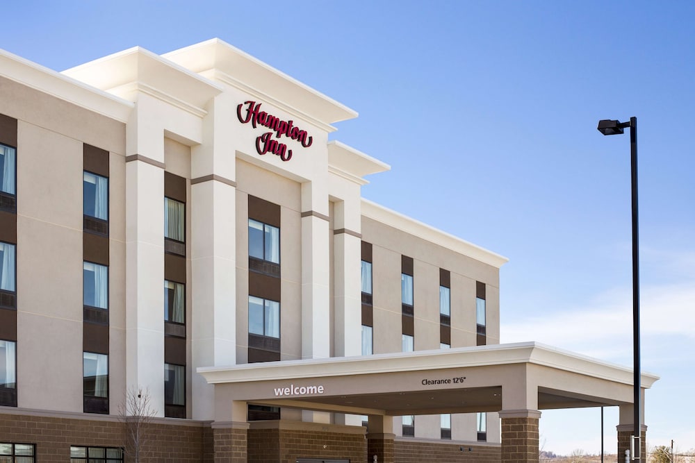 Hampton Inn Fairmont - featured photo