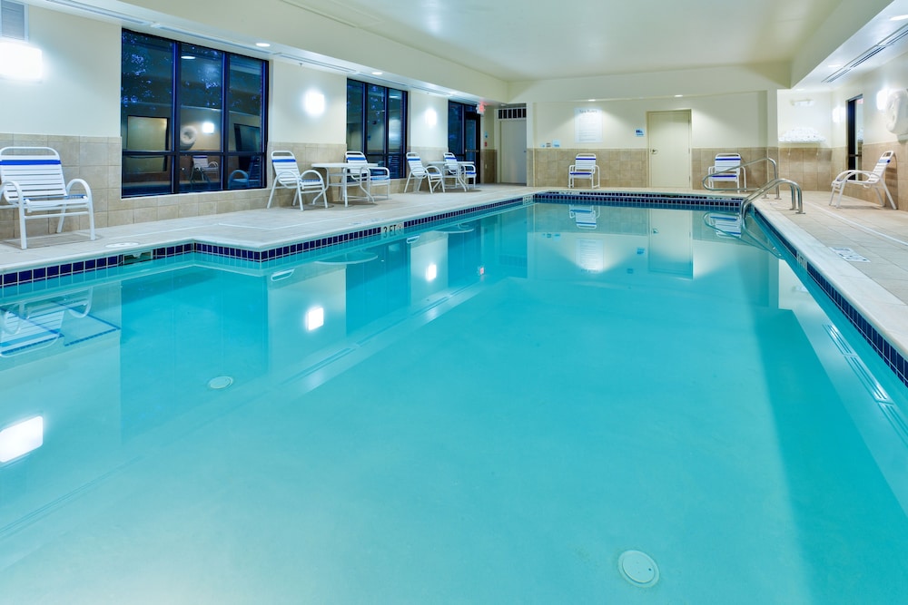 Holiday Inn Express & Suites White Haven Poconos by IHG - photo 14