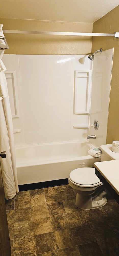 Super 8 By Wyndham Great Falls MT - photo 15
