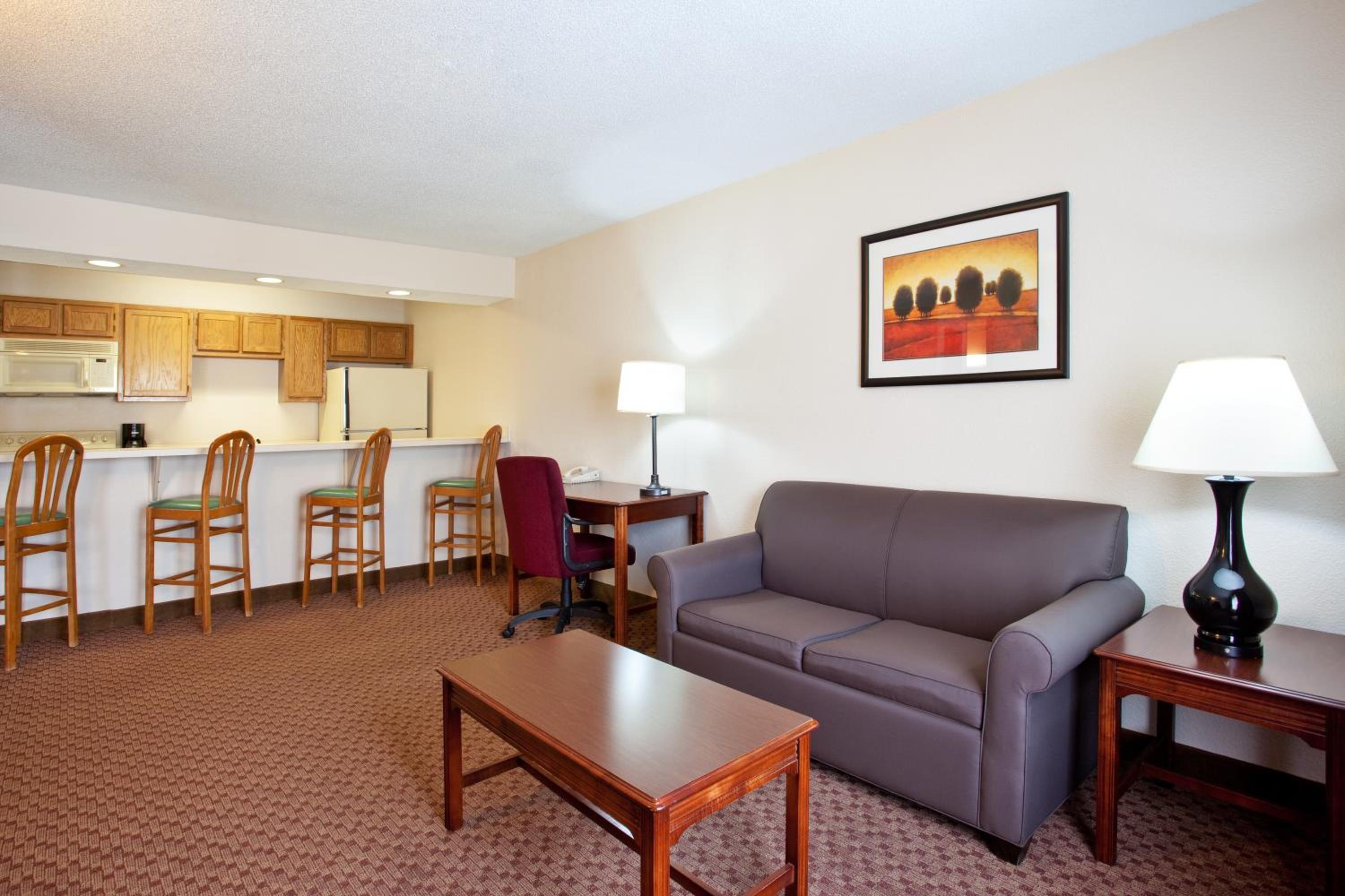 Baymont by Wyndham Merrillville - photo 36