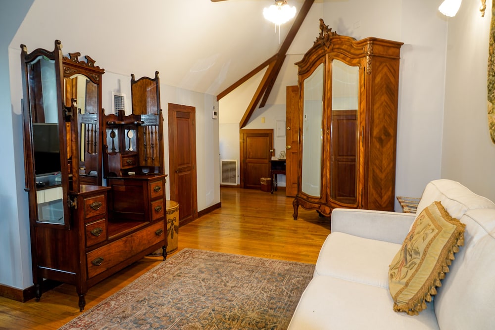 Sweetwater Branch Inn - photo 63