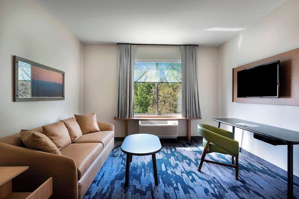 Fairfield Inn & Suites by Marriott Shelby - photo 12