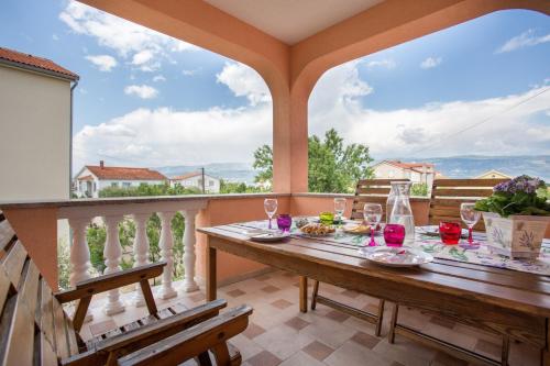 Apartment Lana — 4-Star Luxury Hotel in Dobrinj, Croatia