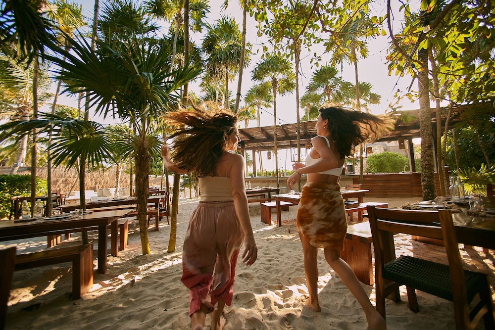 Beach bar