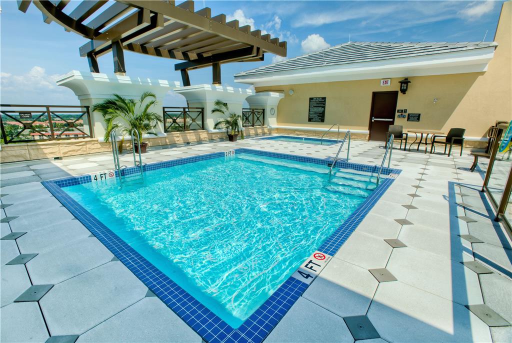 Ramada Plaza Resort & Suites by Wyndham Orlando Intl Drive - photo 67