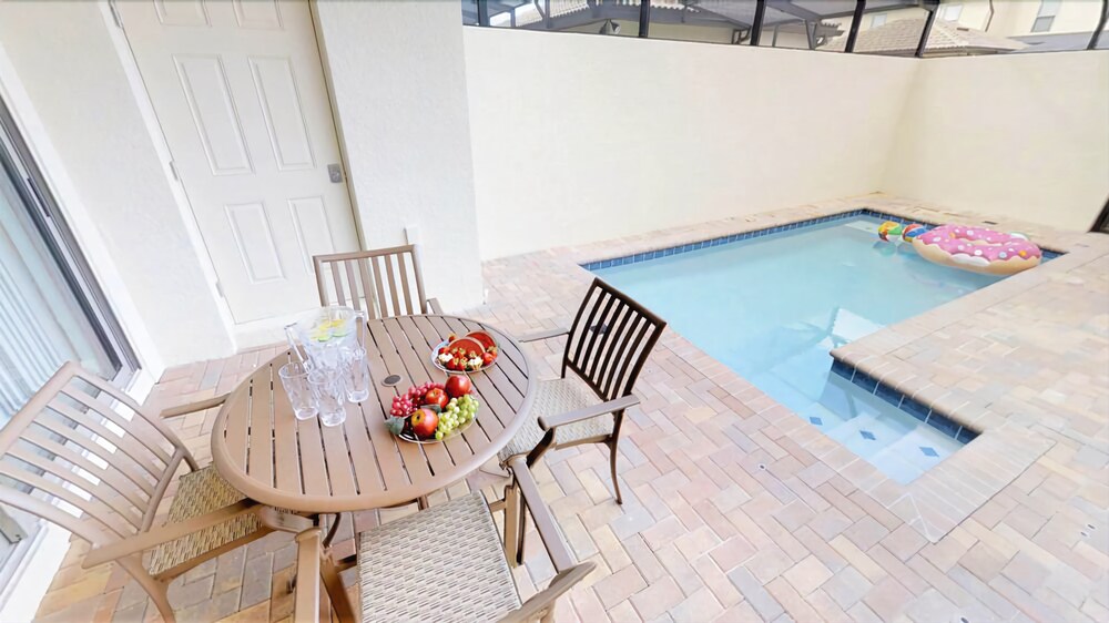 Windsor at Westside Resort 4 Bedroom Vacation Home with Pool - photo 16
