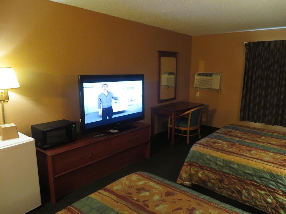 Riverside Suites - photo 26