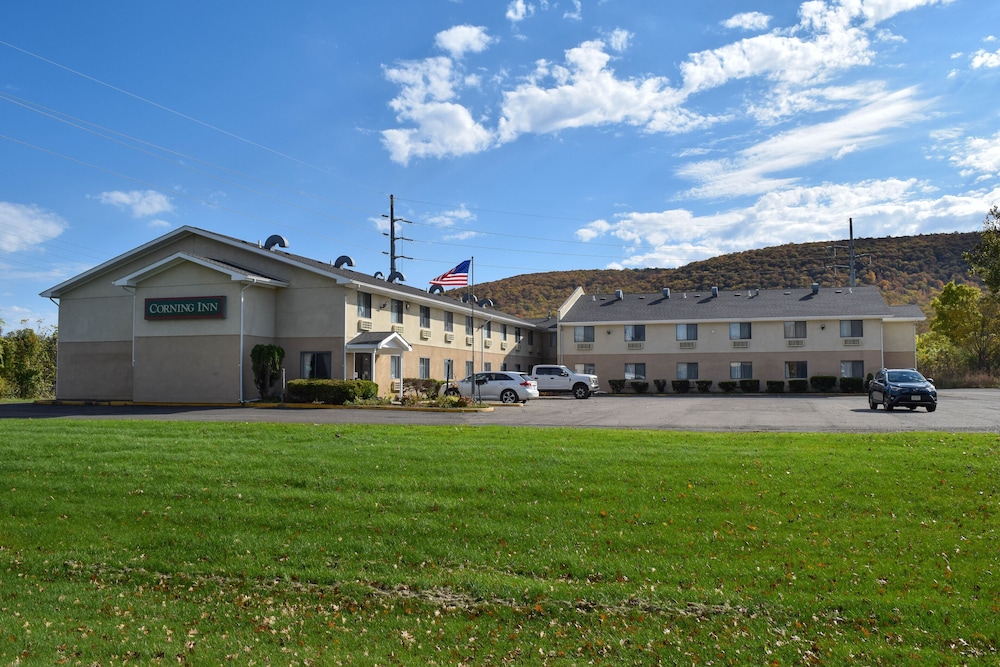 Corning Inn - carbon neutral hotel in Painted Post