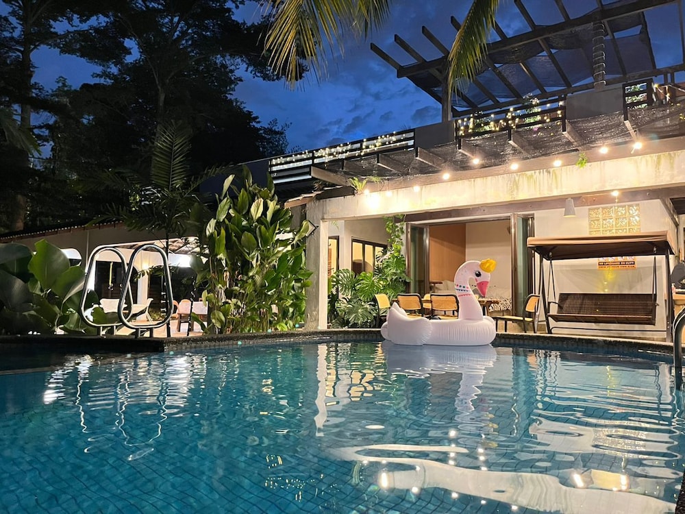 Bangsar Private Pool Villa Kuala Lumpur — 4-Star Luxury Hotel in Kuala Lumpur, Malaysia