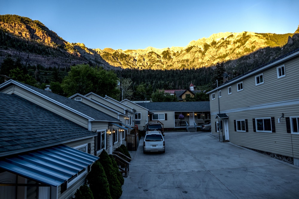 Abram Inn & Suites - photo 38
