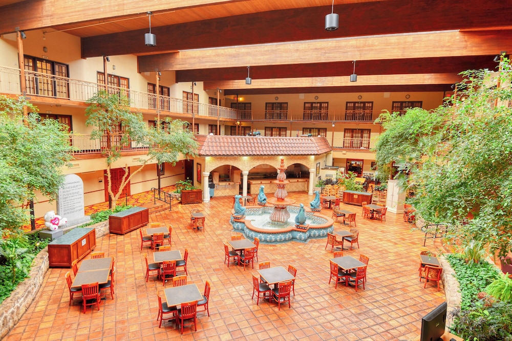 MCM Elegante Suites Abilene - photo 19